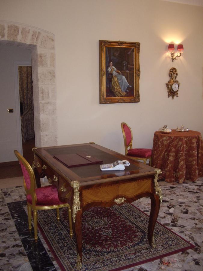 Hotel Executive L'Orangerie Bb Bari Zewnętrze zdjęcie